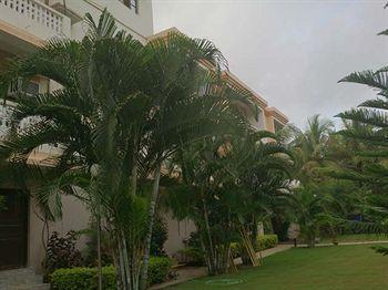 Retreat Anjuna Resort Екстериор снимка