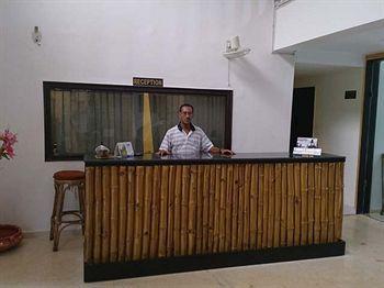 Retreat Anjuna Resort Екстериор снимка